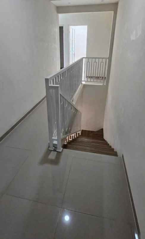 dijual cepat rumah murah klasik poros sawojajar malang