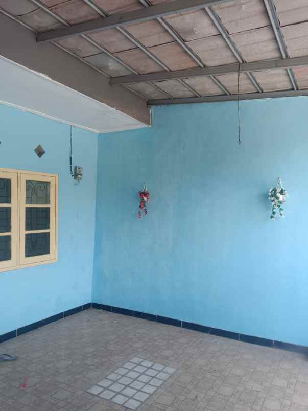 dijual cepat rumah puri anggrek blok d25 no 10