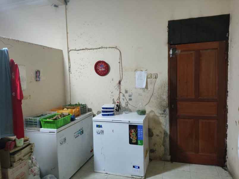 dijual disewakan workshop rumah strategis di jagakarsa