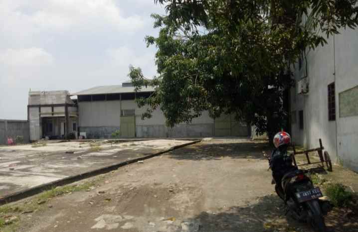 dijual gudang 4400 m2 sujatani bekasi