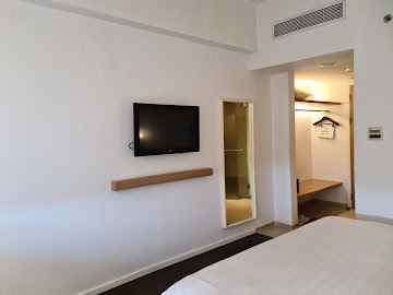 dijual hotel gowongan