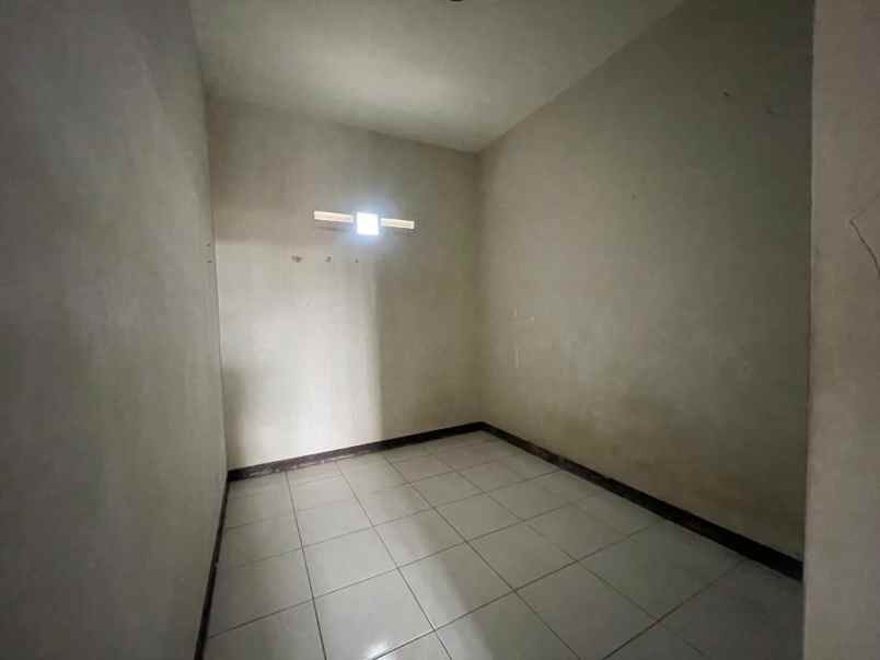 dijual kontrakan aktif 18 pintu lokasi pamulang