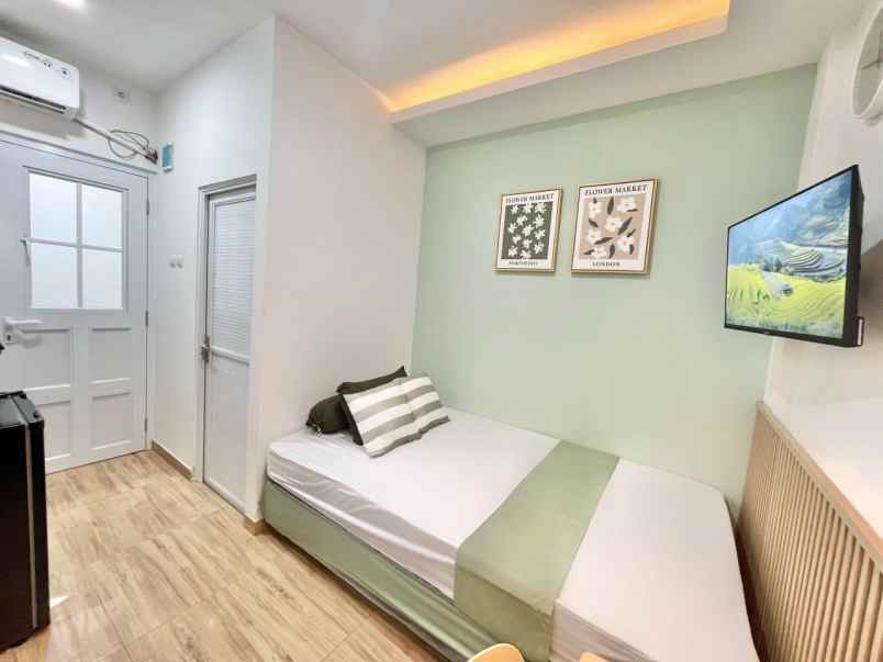 dijual kost hayam wuruk