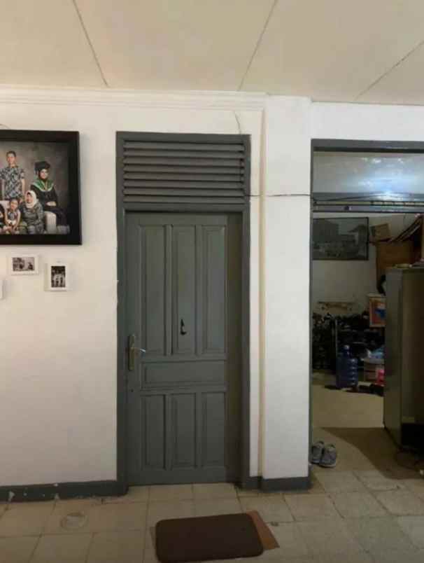 dijual kost jl pangarang lengkong asia