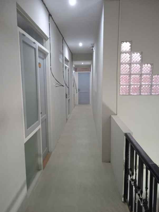dijual kost tembalang
