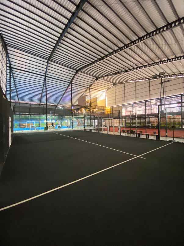 dijual lapangan padel aktif dekat summarecon bekasi