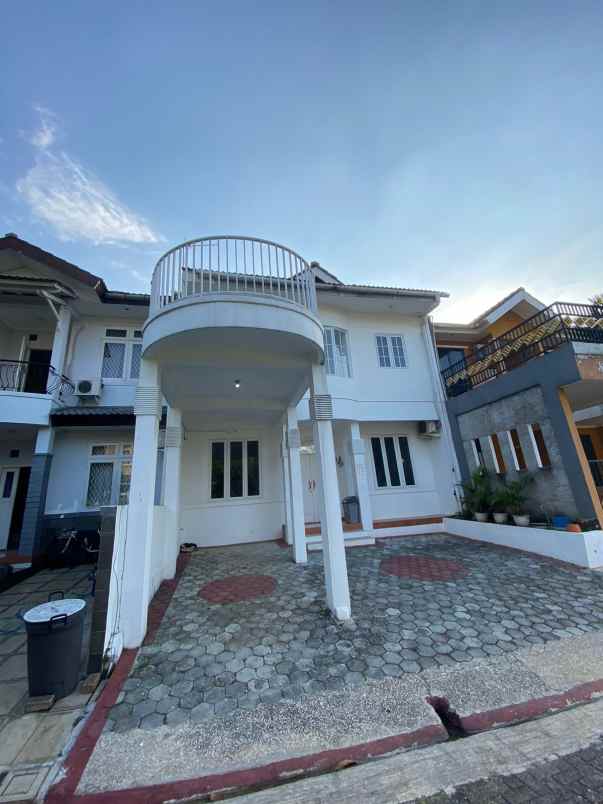 dijual murah rumah danau bogor raya sudah renov shm