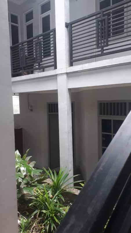 dijual murah rumah mewah di beji depok