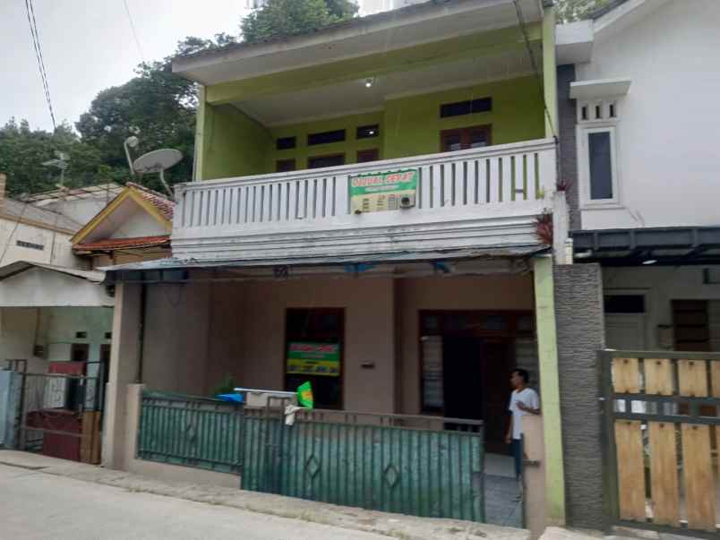 dijual murah rumah pinggir jalan