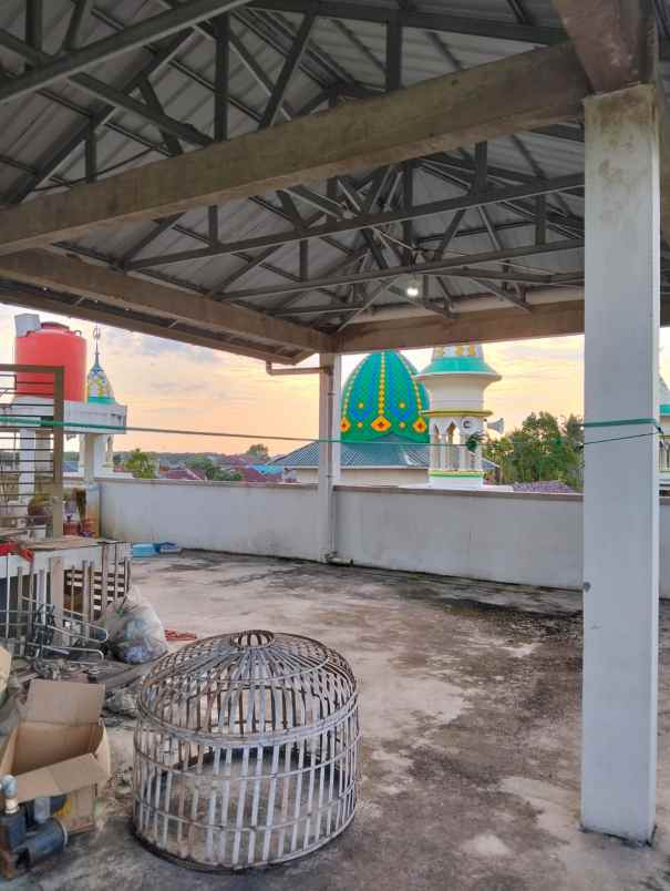 dijual ruko 2 pintu 2 5 lantai jl muhajirin arengka