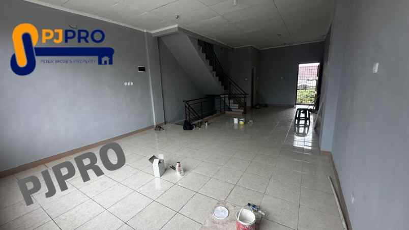 dijual ruko di daerah boulevard hijau