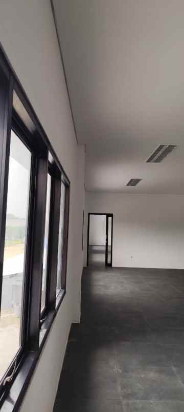 dijual ruko gudang kantor delta silicon 3