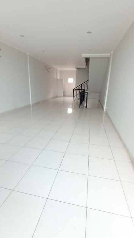 dijual ruko gudang kantor harapan baru