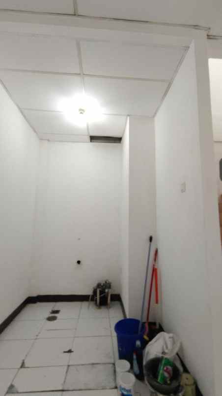 dijual ruko gudang kantor jaka sampurna