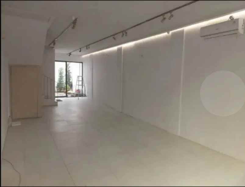 dijual ruko gudang kantor jalan dian istana