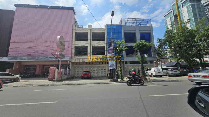 dijual ruko gudang kantor jalan gajah mada simpang