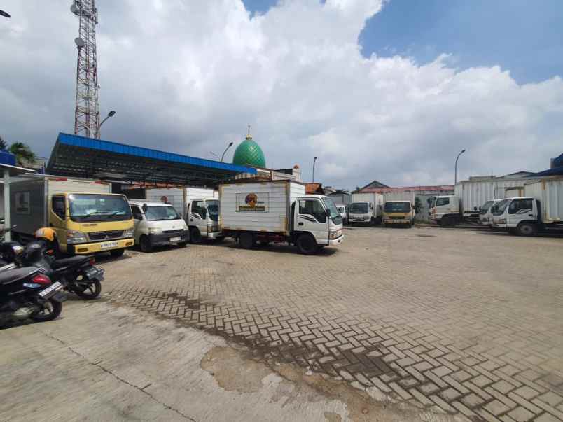 dijual ruko gudang kantor jalan raya bekasi cakung