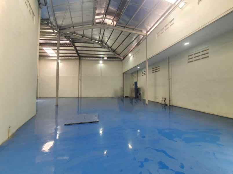 dijual ruko gudang kantor jalan raya bekasi cakung