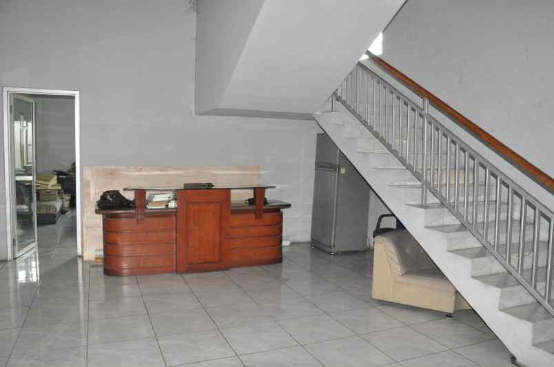 dijual ruko gudang kantor jl dr sintanala jembatan
