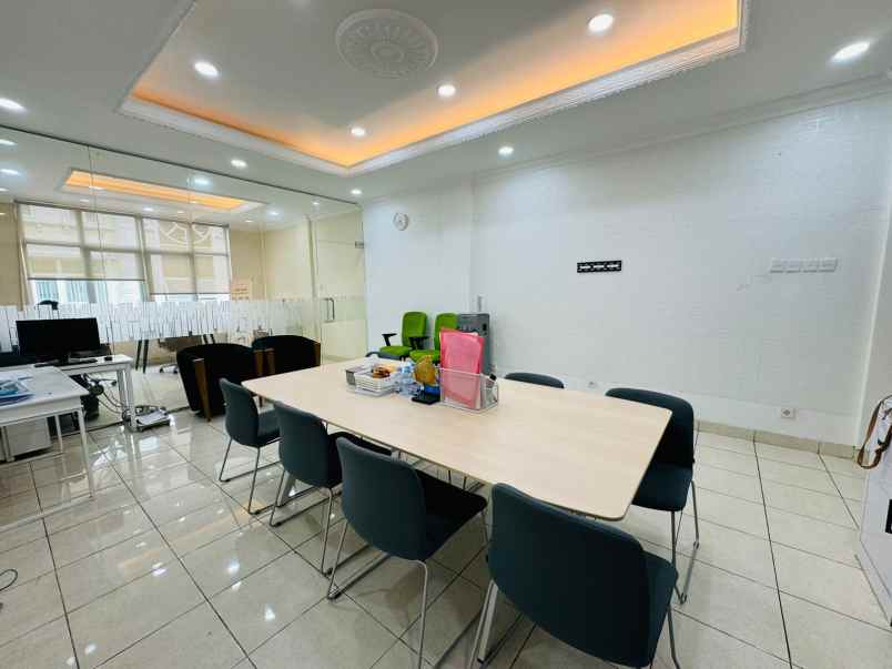 dijual ruko gudang kantor jl soepomo rukan crown plaza