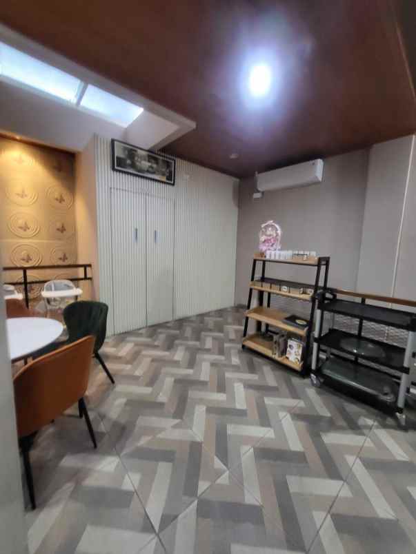 dijual ruko gudang kantor kota wisata cibubur