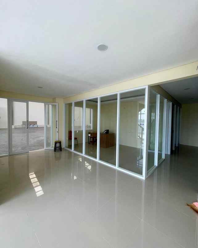 dijual ruko gudang kantor medureso kec dawar