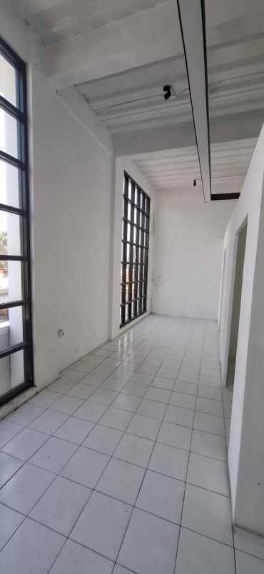 dijual ruko gudang kantor pertigaan ciluncat soreang