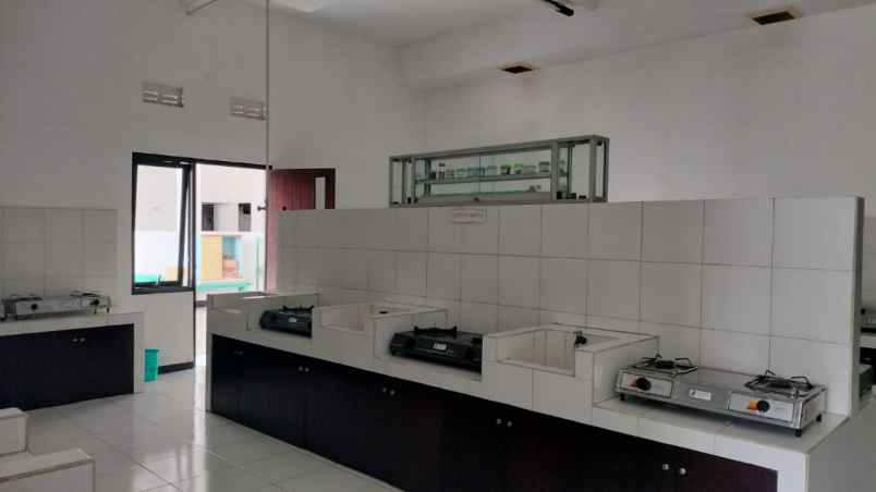 dijual ruko gudang kantor poros arjosari