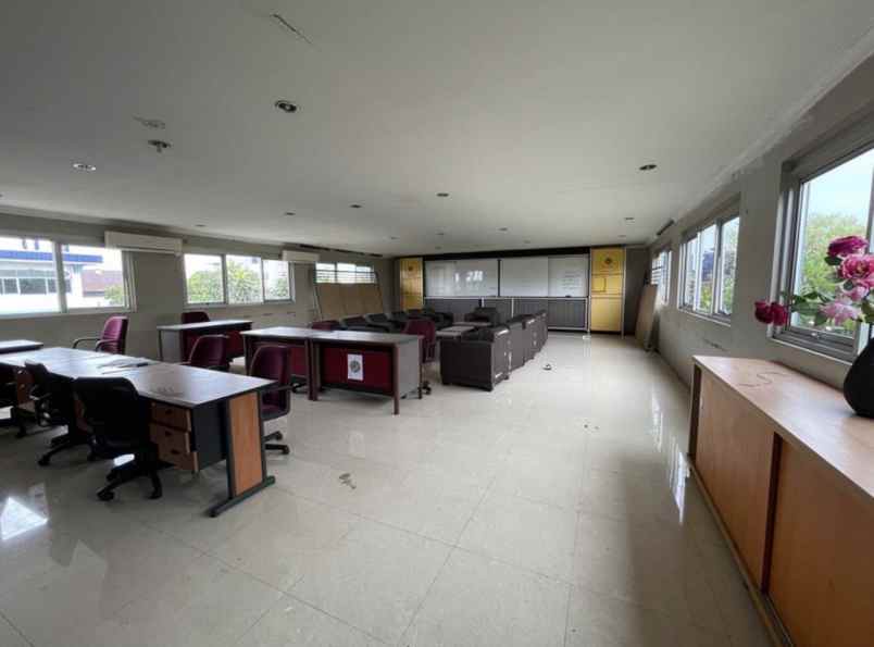 dijual ruko gudang kantor raya bekasi jatinegara kec
