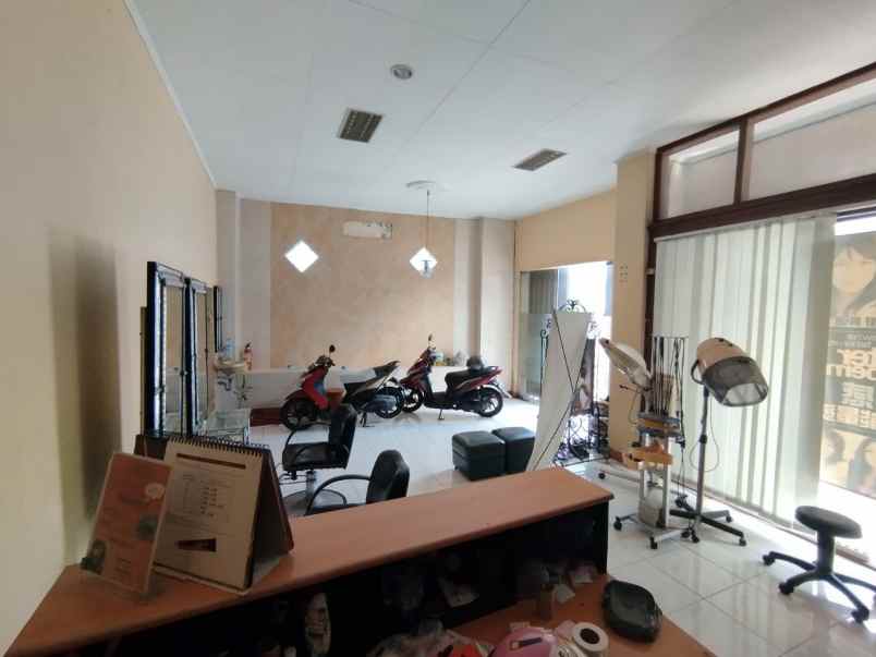 dijual ruko gudang kantor setabelan banjarsari surakarta