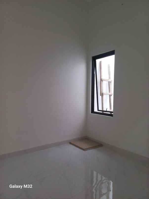 dijual ruko gudang kantor taman harapan baru