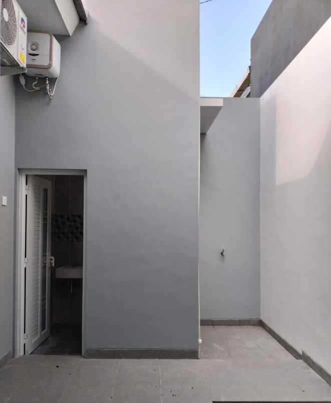 dijual rumah 1 km dawet ringin