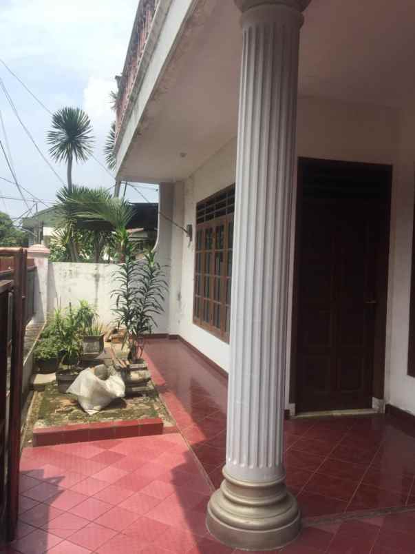 dijual rumah 2 lantai bintaro pesanggrahan