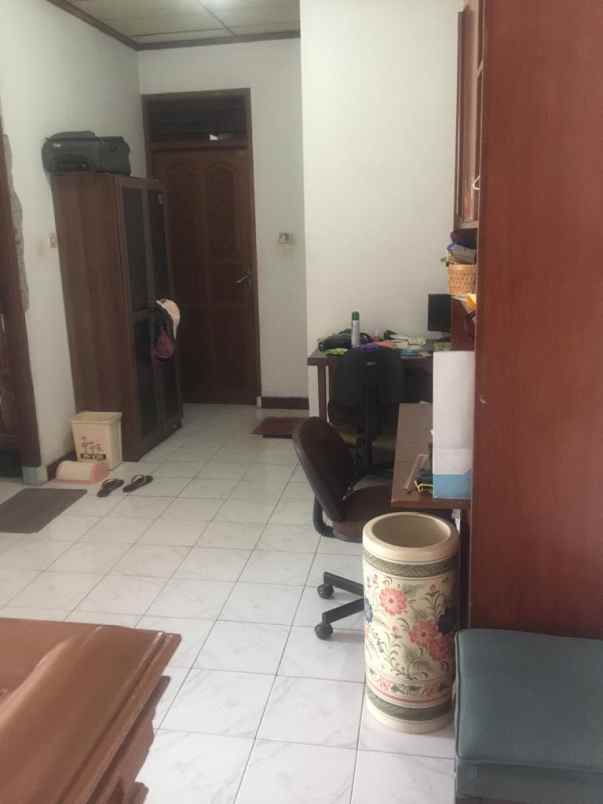 dijual rumah 2 lantai bintaro pesanggrahan