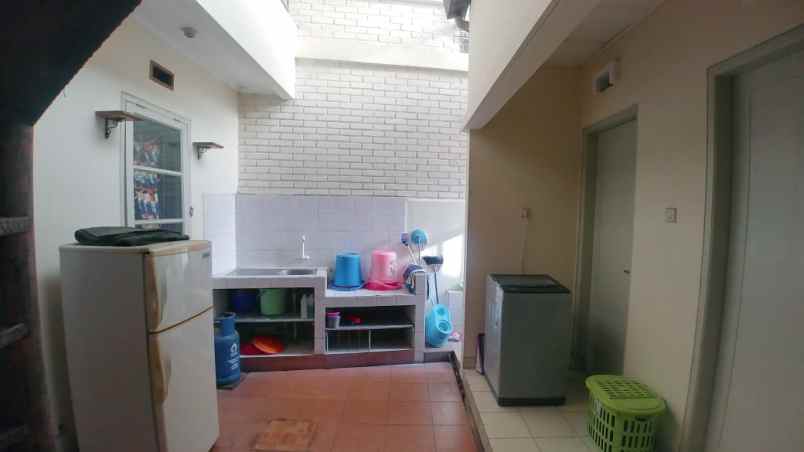 dijual rumah 2 lantai komplek prv bandung