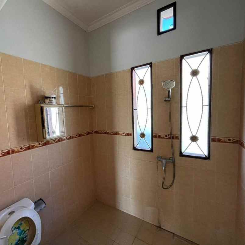 dijual rumah 2lt jl tukad badung renon denpasar