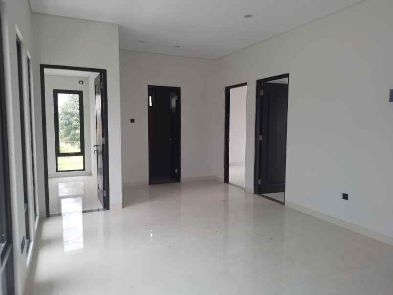 dijual rumah 6cgv 695 jl karanglo