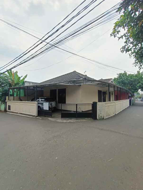 dijual rumah ampera jakarta selatan