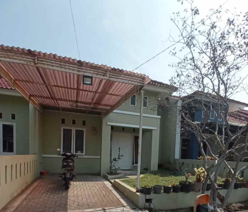 dijual rumah arcamanik