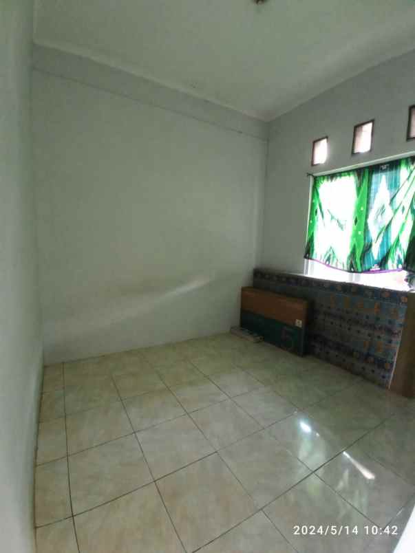 dijual rumah arcamanik