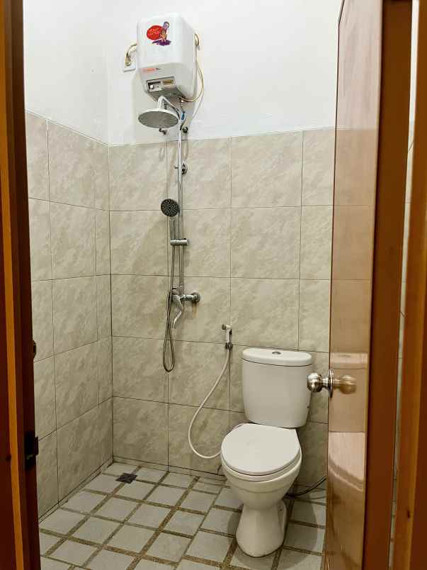 dijual rumah arcamanik