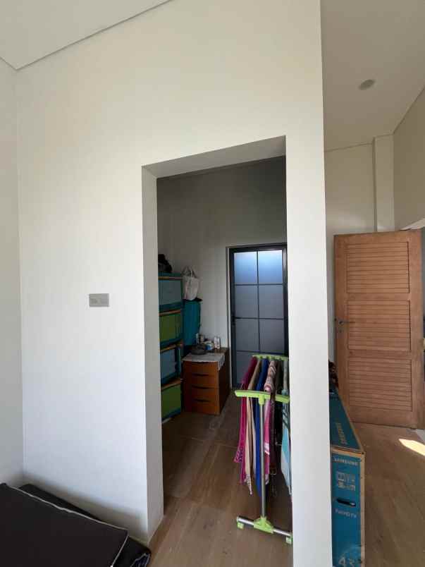 dijual rumah arcamanik