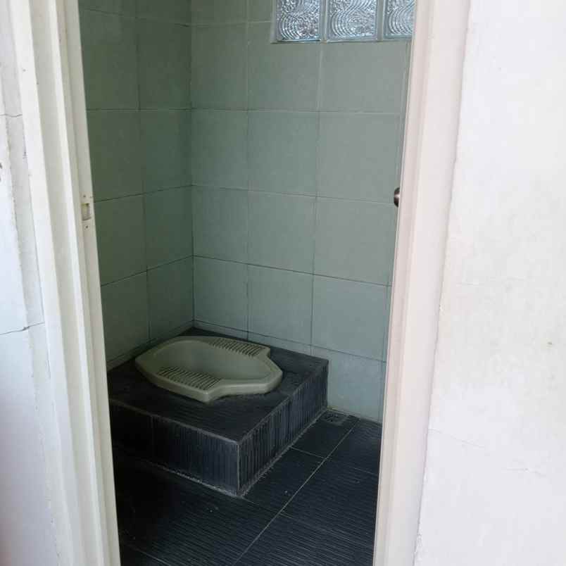 dijual rumah arcamanik endah