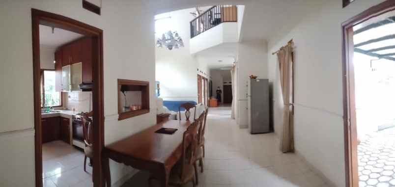 dijual rumah arcamanik endah bandung