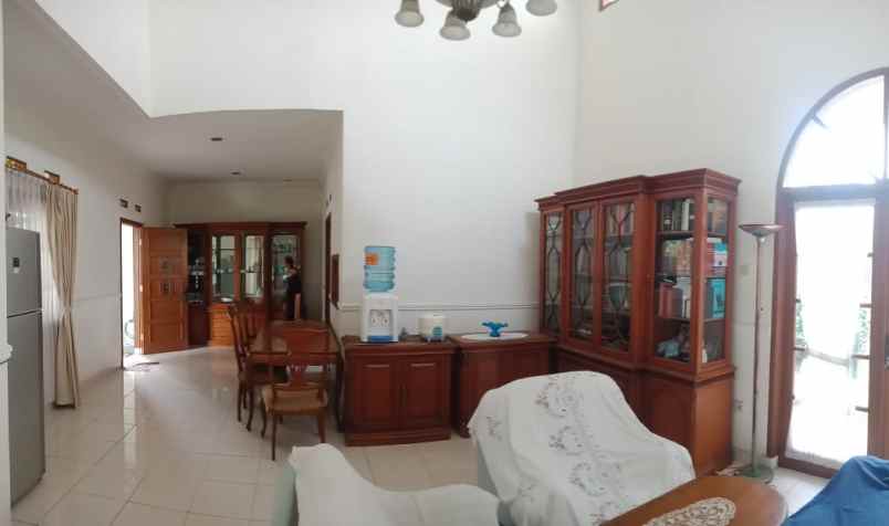 dijual rumah arcamanik endah bandung