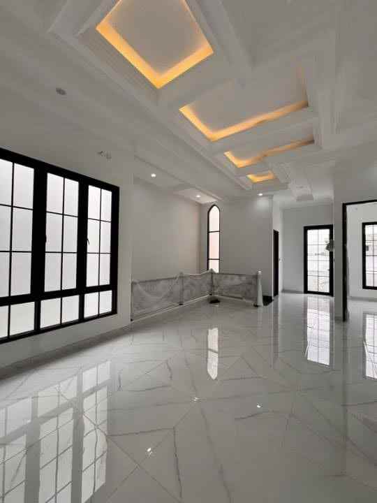 dijual rumah babatan pantai