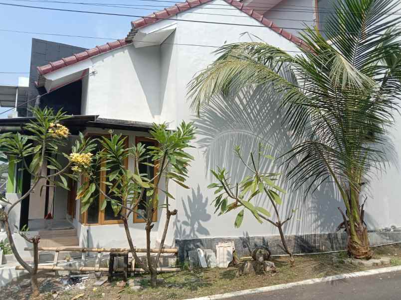 dijual rumah banyumanik