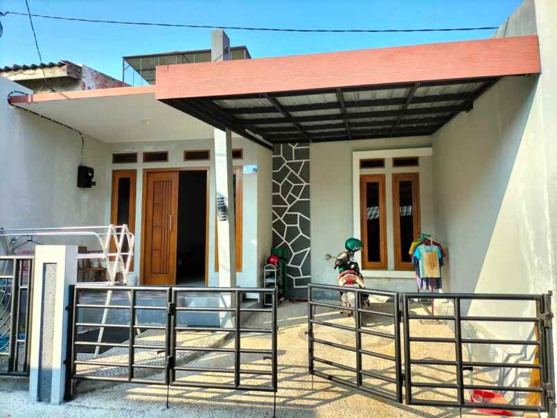 dijual rumah banyumanik