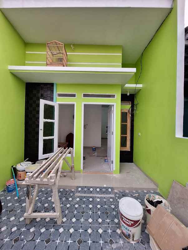 dijual rumah baru di ujung harapan bekasi utara