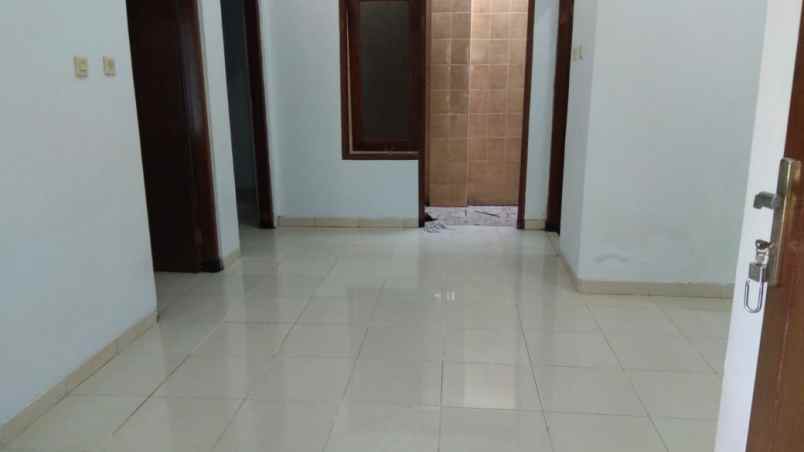 dijual rumah bbarsari